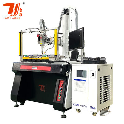 Saldatrice laser con lunghezza d'onda laser 1070 nm 420 KG Peso e alimentazione 50-60 Hz Progettata per la saldatura dei metalli