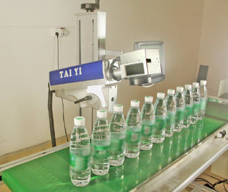 Macchina di stampa a laser volante ad alta velocità per tubi in plastica in PVC con touch screen