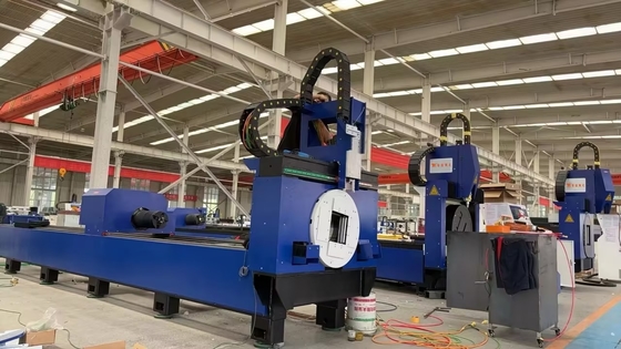 Macchina di taglio laser a fibra automatica CNC 1500W per tubi di tubi quadrati rotondi di piccole dimensioni