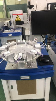 Macchina di marcatura laser UV personalizzata per condensatore con sistema di posizionamento visivo
