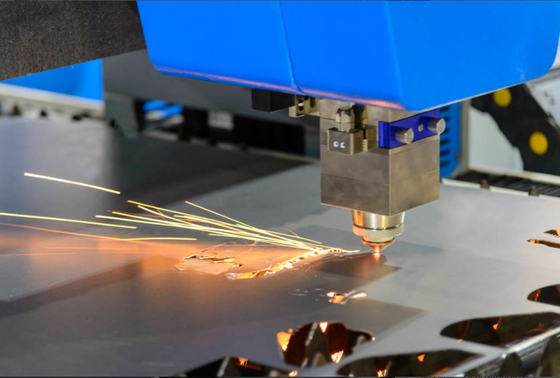 Macchina di taglio laser a fibra di metallo 3kw Prezzo di fabbrica Certificazione CE