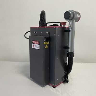 Macchina per la pulizia laser a fibra pulsata portatile da 200W per la rimozione di ruggine, vernice e olio